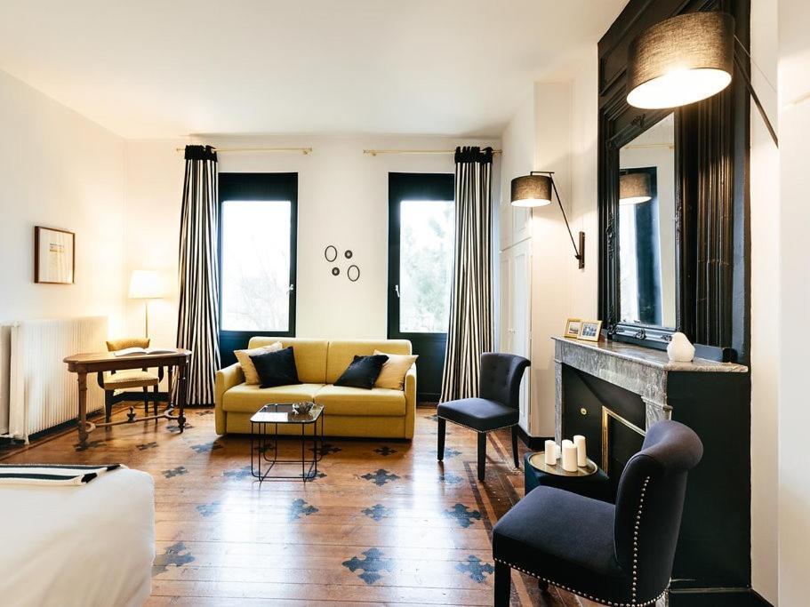 Le Coeur Des Vignes Hotel Pauillac Bagian luar foto
